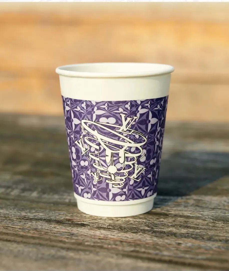 LV秀场定制款咖啡杯餐饮设计